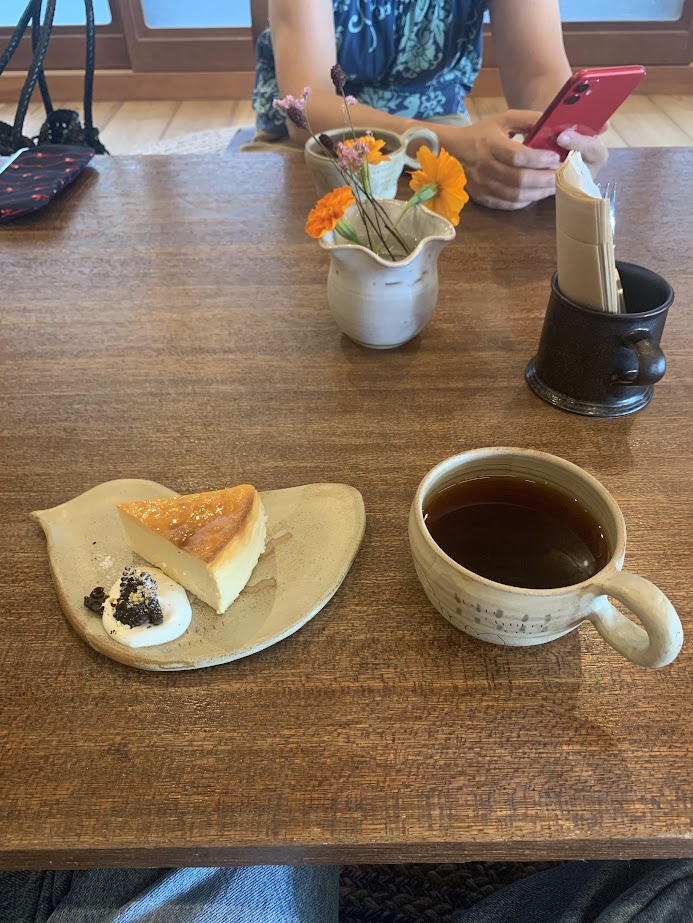 カフェとのみの